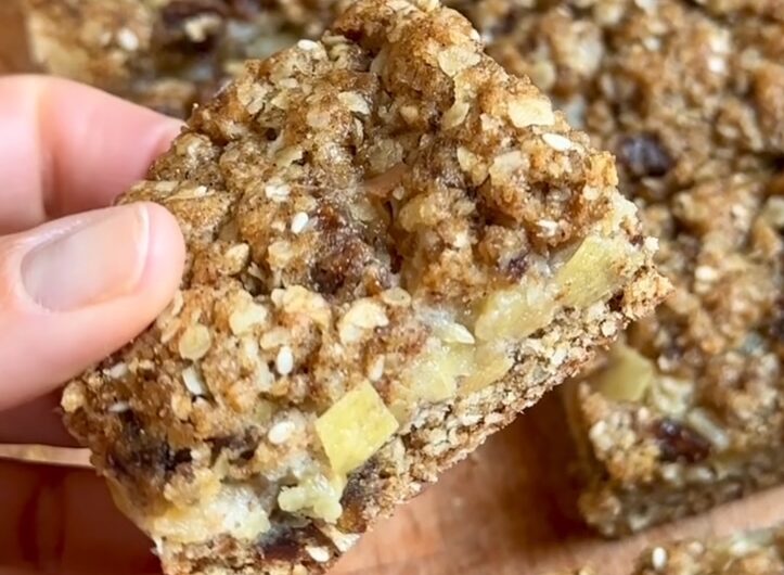 Apple Streusel Slice